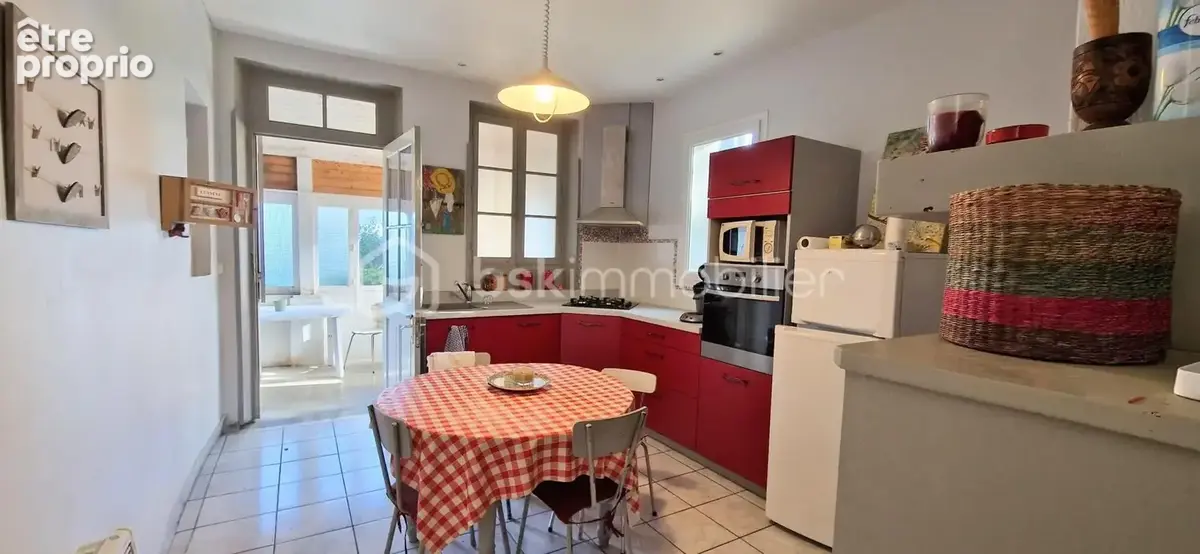 Lac Christus - Appartement de caractère T3 de 80 m2 + véranda de 10 m2 + cave de 50 m2 + parking extérieur - photo 6
