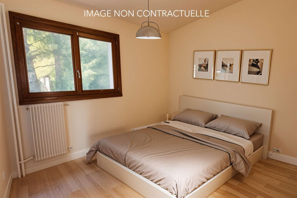 Appartement à CUERS