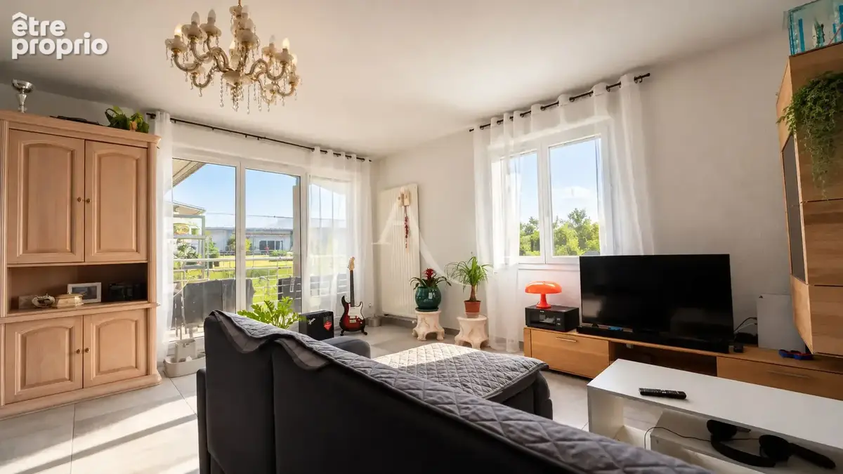 Appartement T4 dernier étage avec terrasse Sud-Est à Saint-Julien-en-Genevois, proche centre et Genève - photo 2