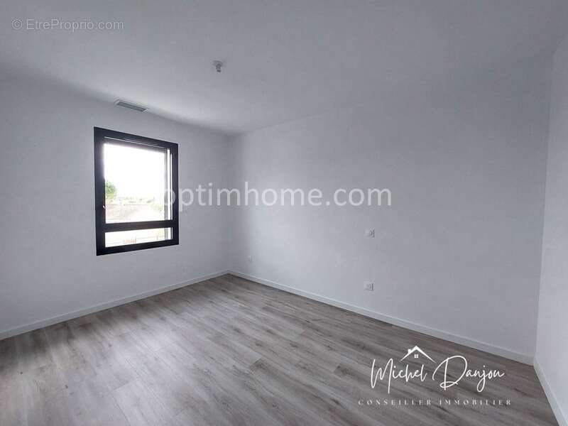 Maison à AYGUESVIVES