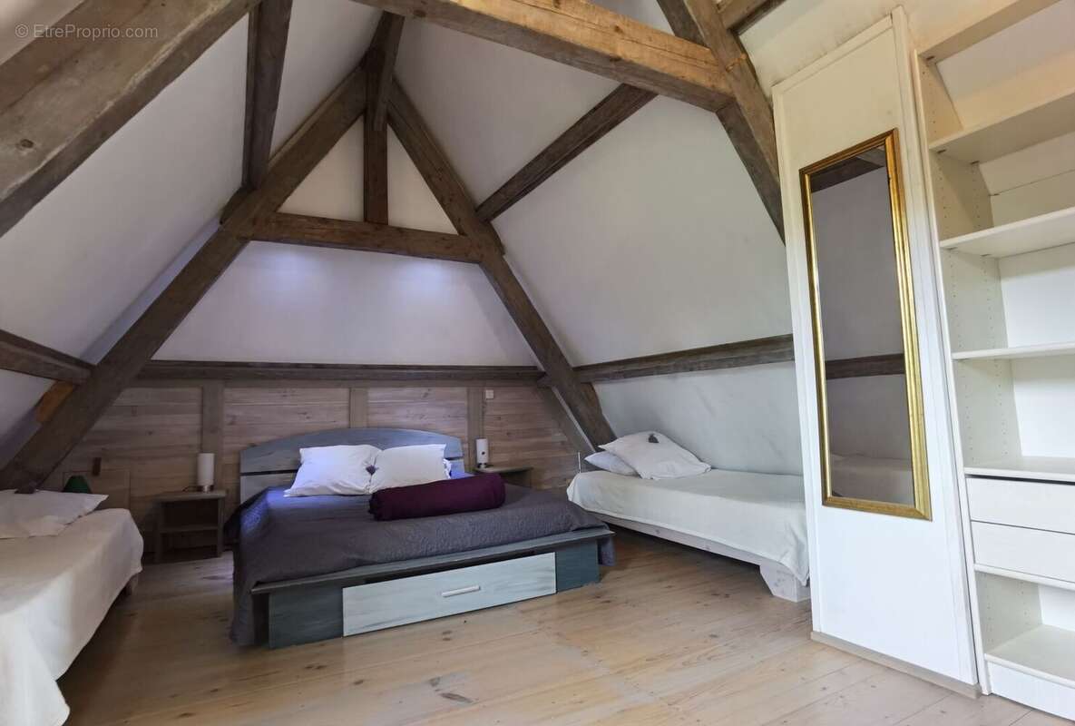 CH2 étage - Maison à EXCIDEUIL