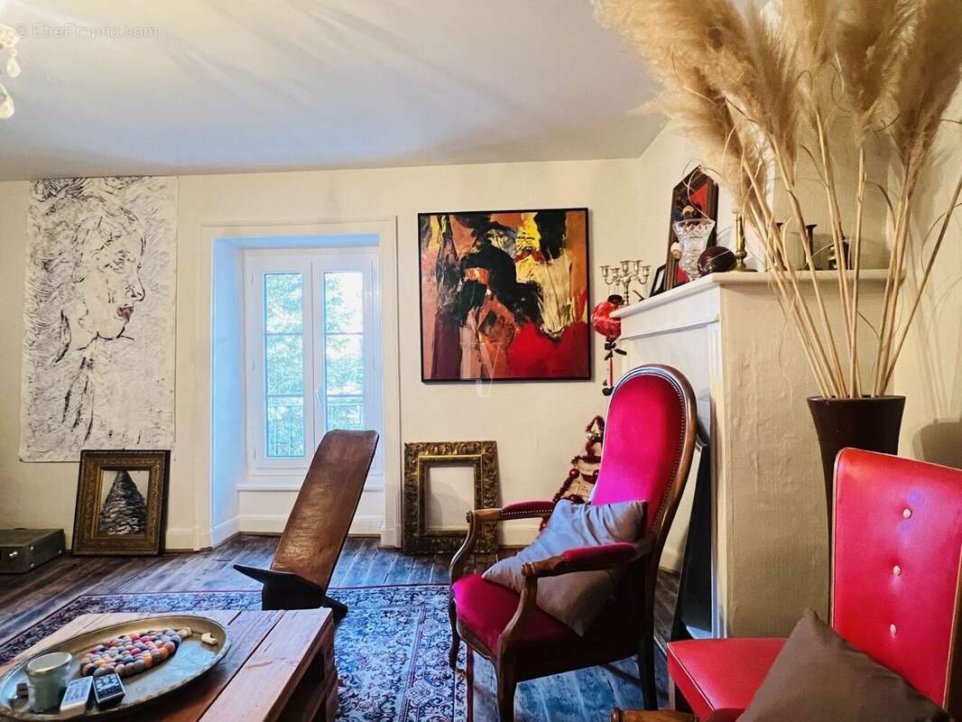 Maison à SAINT-JUNIEN