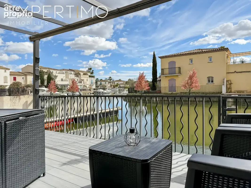 Marina de Type T4, place de parking, garage, appontement . - photo 6