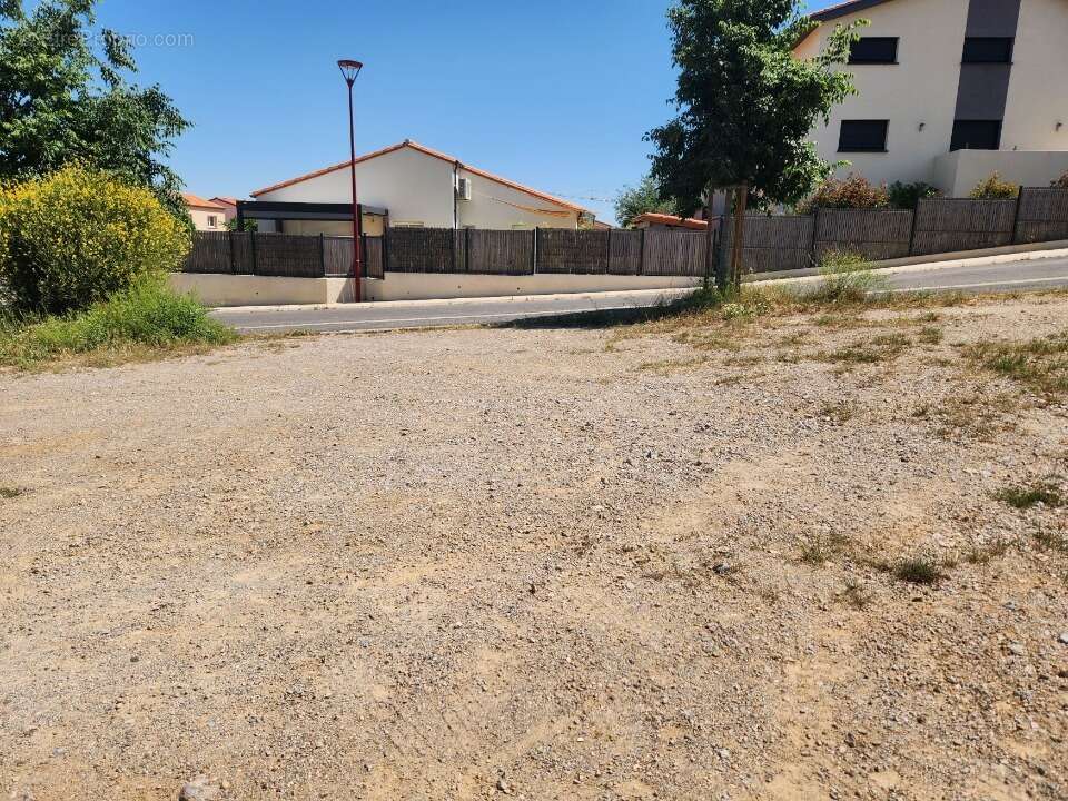 Terrain 361 m² à Corbere  - photo 2