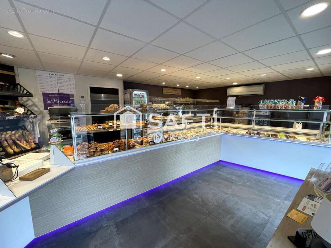 Photo 3 - Commerce à SANDILLON