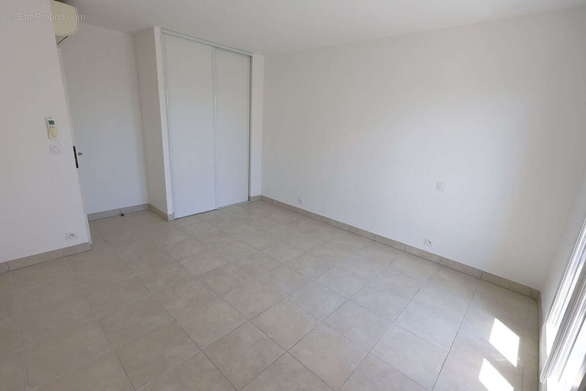 Villa récente Spéracèdes 99 m² avec jardin - photo 15