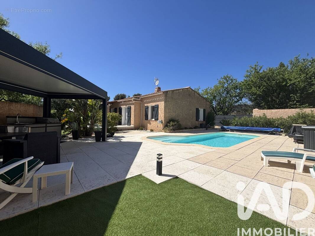 Photo 1 - Maison à CEYRESTE