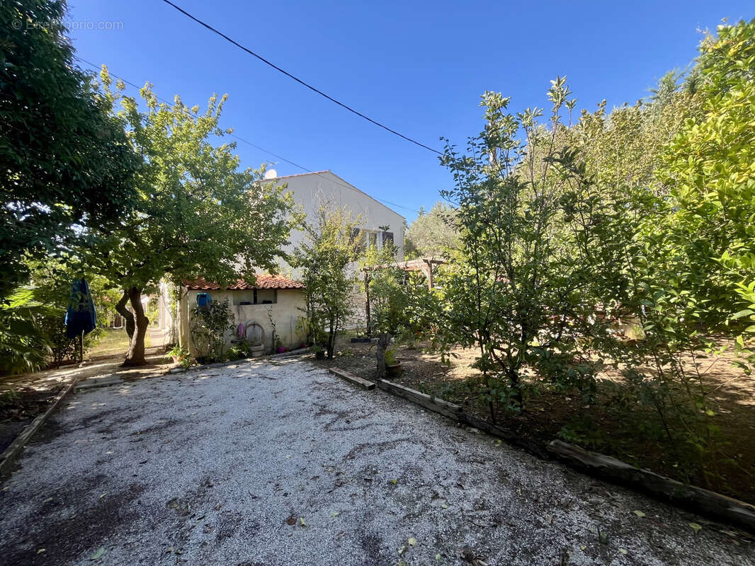 Maison à SIX-FOURS-LES-PLAGES