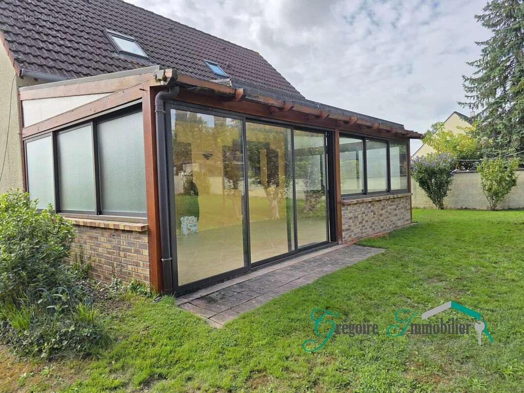 Maison à MONTIGNY-SUR-LOING