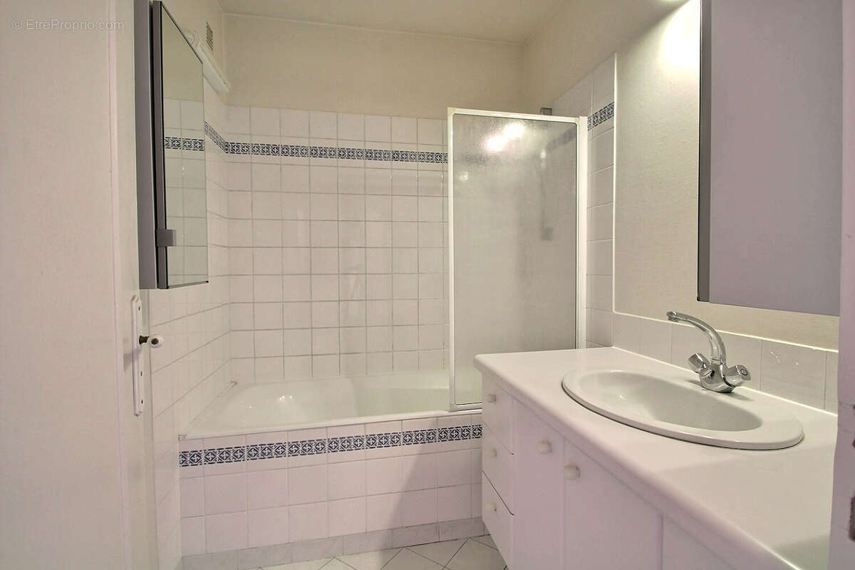 Appartement à NANTERRE