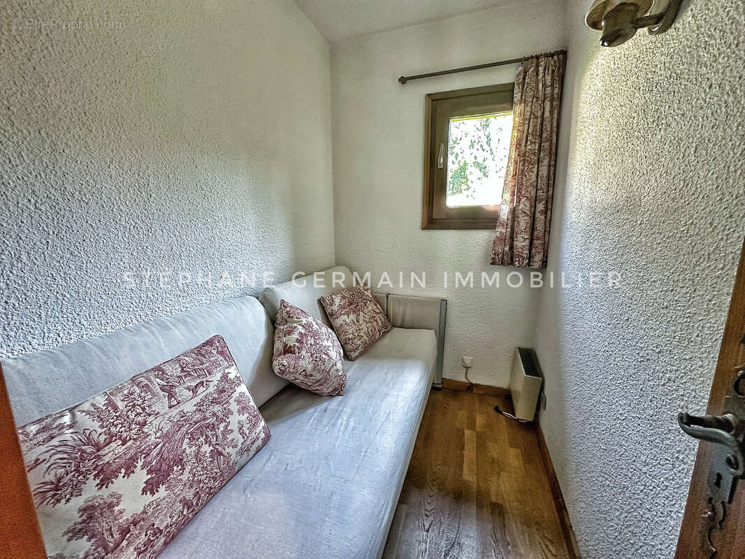 Appartement raffiné avec cheminée, balcon et vue imprenable - MEGEVE - photo 7
