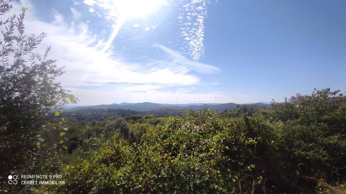 Terrain à MONOBLET