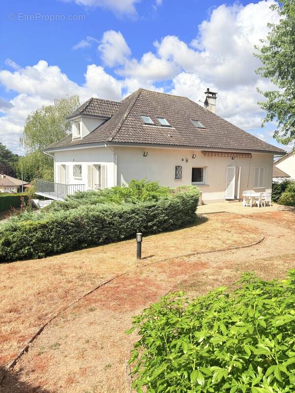 Grande maison familiale 205m2 - photo 10