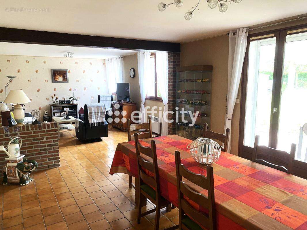 Maison à LA COUTURE