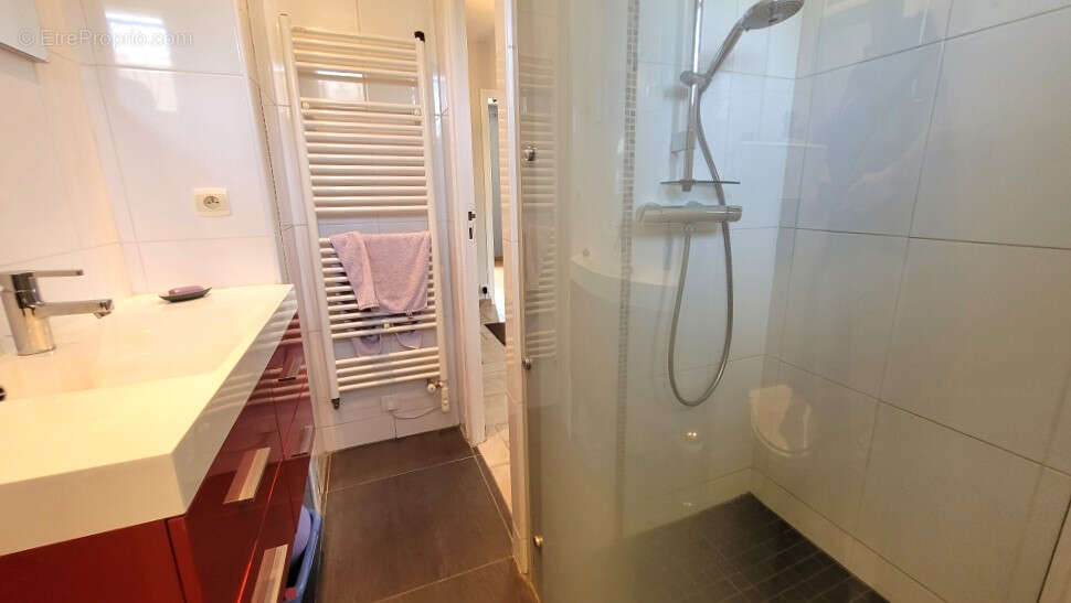 EXCLUSIVITE à CORMELLES LE ROYAL, maison de 7 pièces  165m² sur sous-sol terrain 1000m² - photo 12
