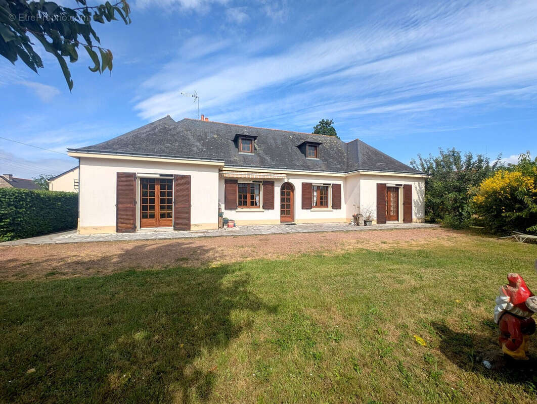 Maison à DOUE-LA-FONTAINE