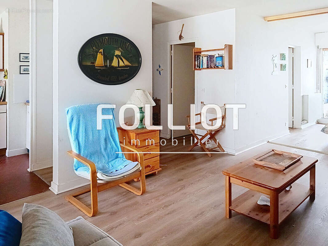 Appartement à COURSEULLES-SUR-MER