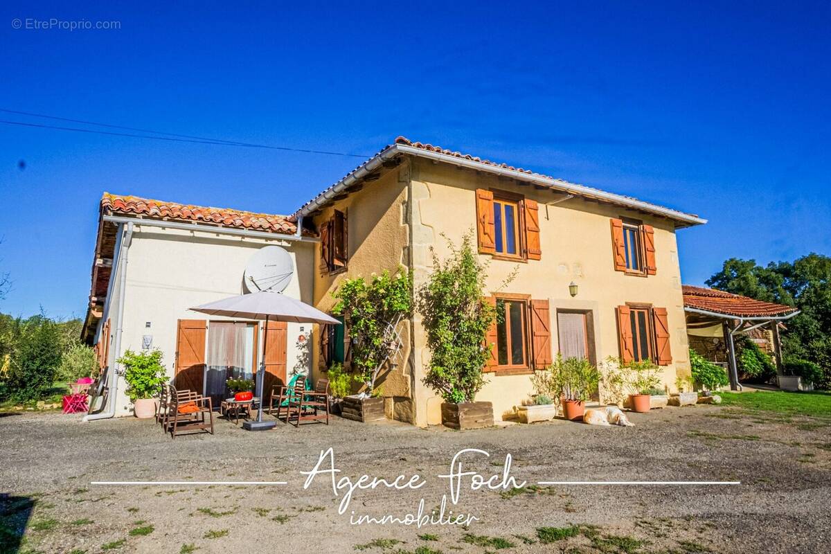 Maison à CASTELNAU-MAGNOAC