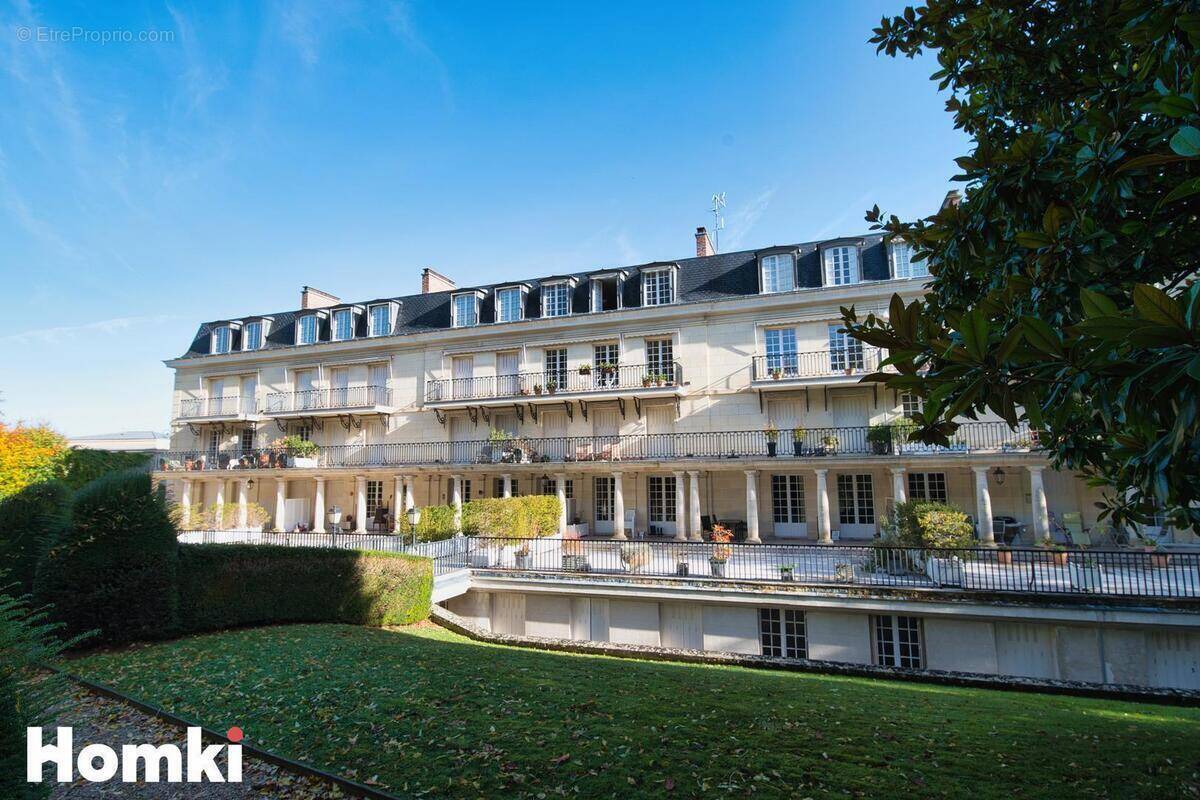 Appartement à VERSAILLES