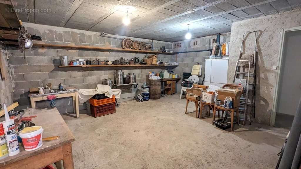 TB Villa traditionnelle avec garage et vue - photo 15