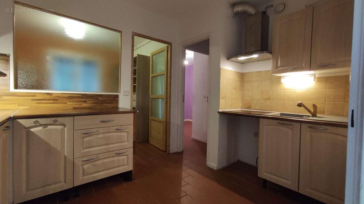 Appartement à LA LONDE-LES-MAURES
