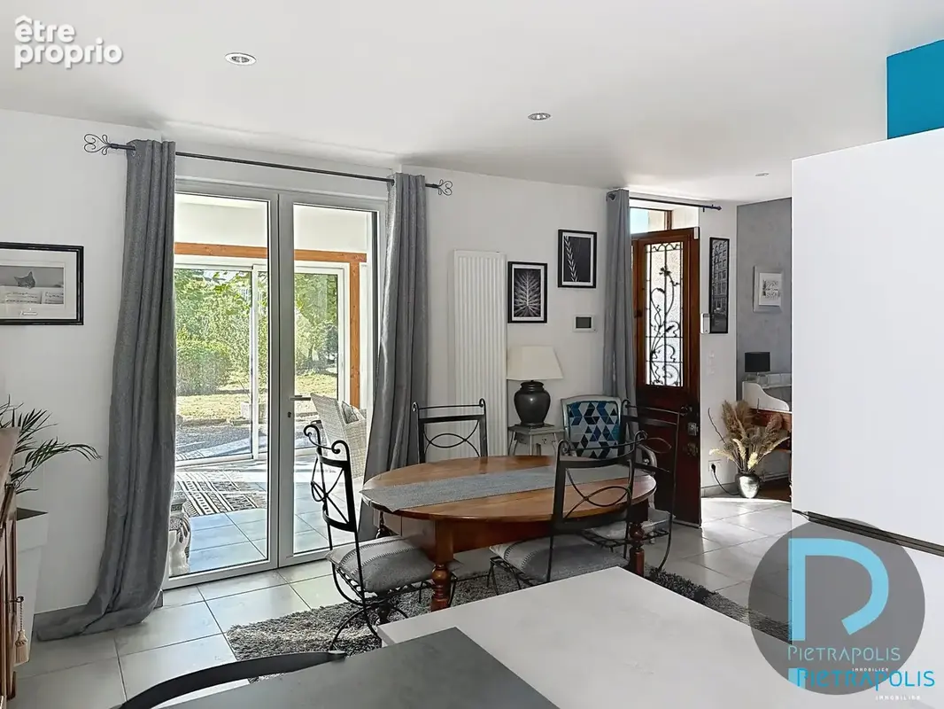 Maison 5 pièces 133 m² à vendre à Savigneux (01480) - photo 6