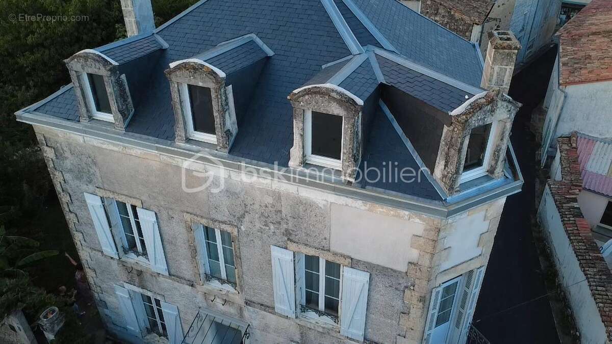 Maison à CELLES-SUR-BELLE