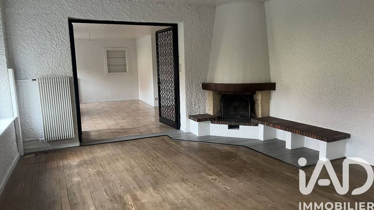 Photo 1 - Appartement à VIEUX-CHARMONT