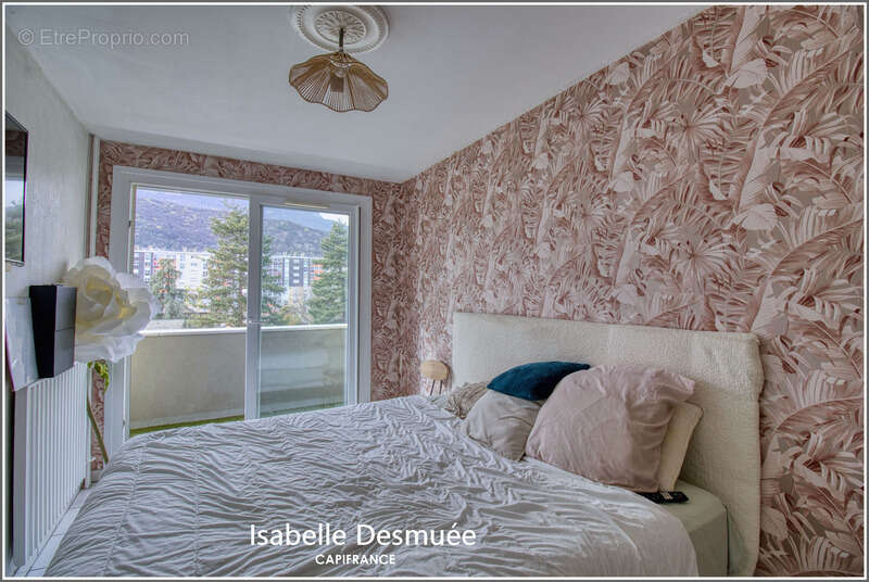 Appartement à ECHIROLLES