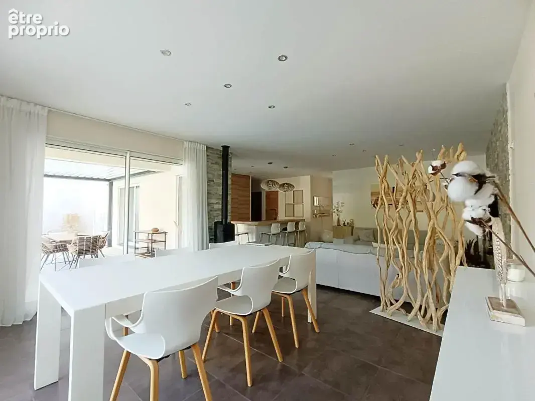 Maison Saint Chamas Avec Piscine et jardin aménagé - photo 11