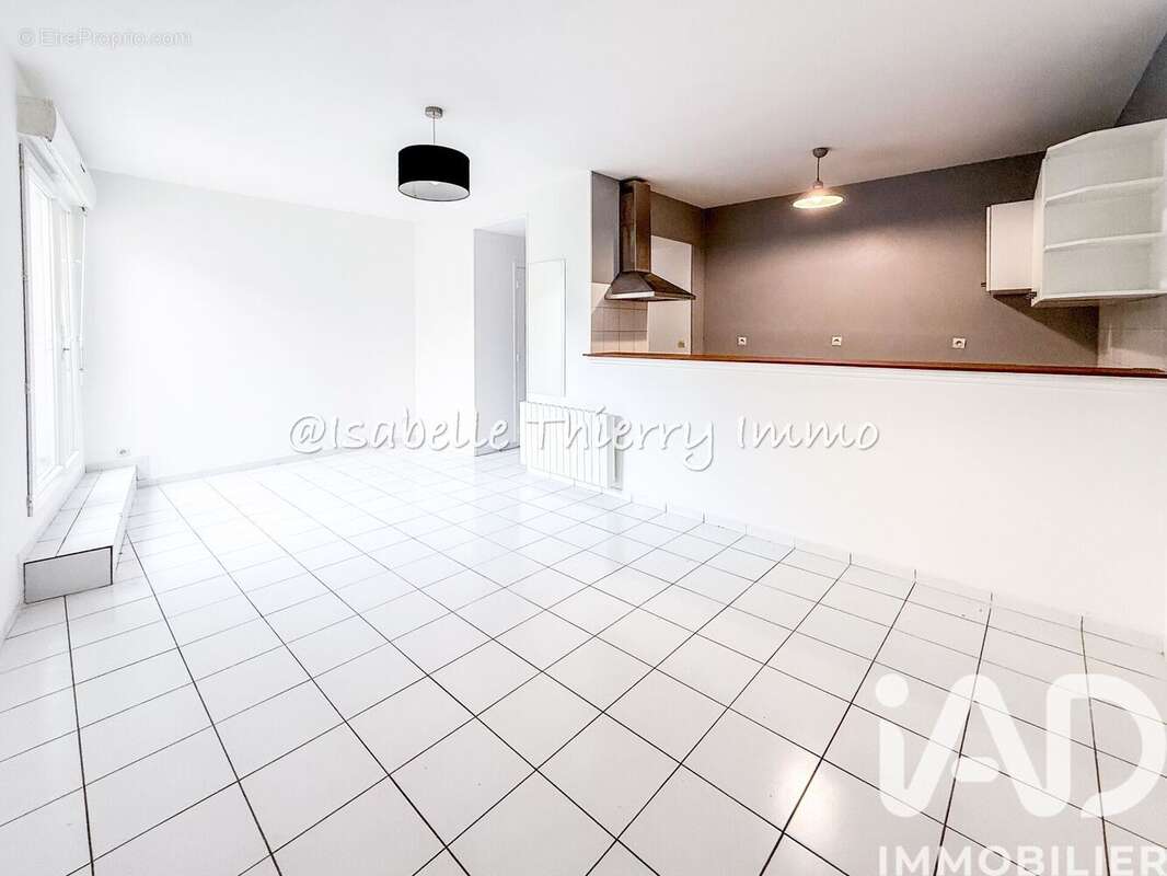 Photo 3 - Appartement à MONTLHERY