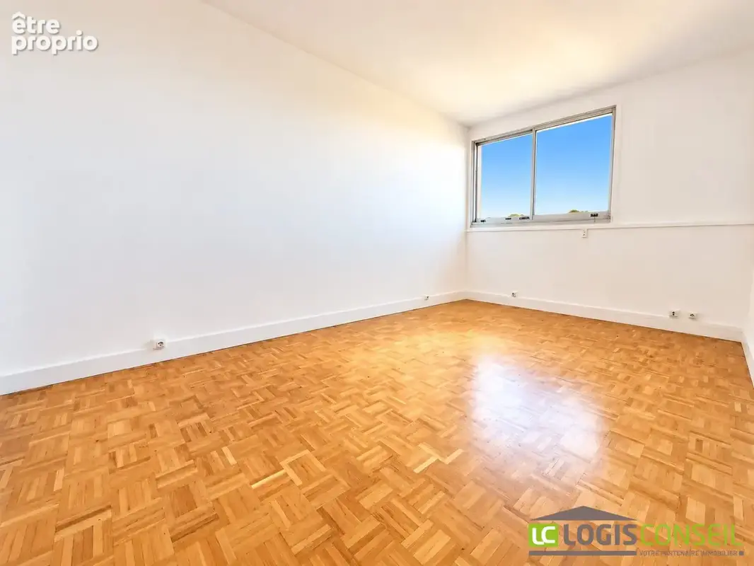 Appartement 5 pièces 102 m² à vendre à Chatillon (92320) - photo 6