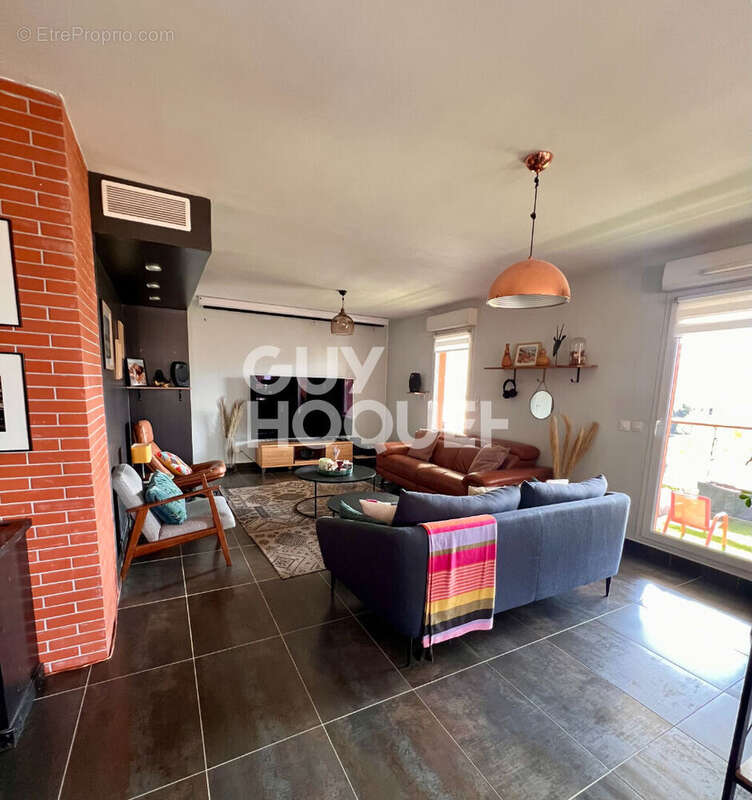 Appartement à MARSEILLE-8E