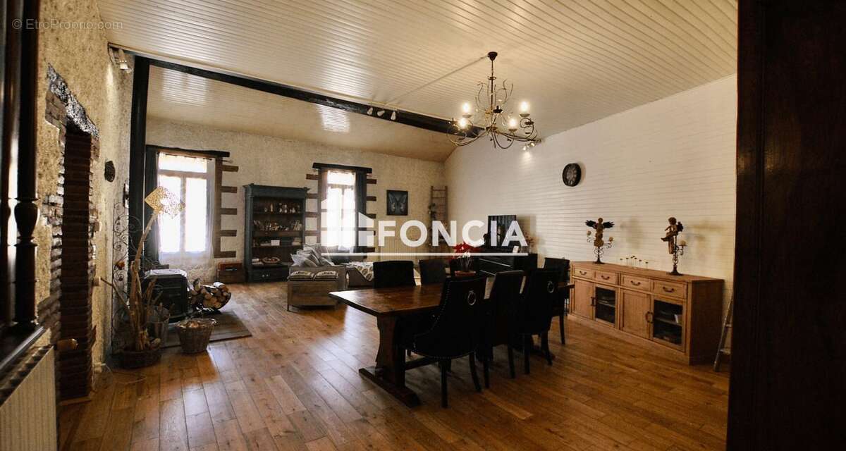 Appartement à ARLES-SUR-TECH
