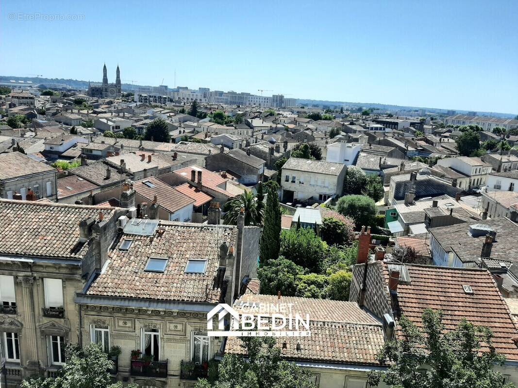 Appartement à BORDEAUX
