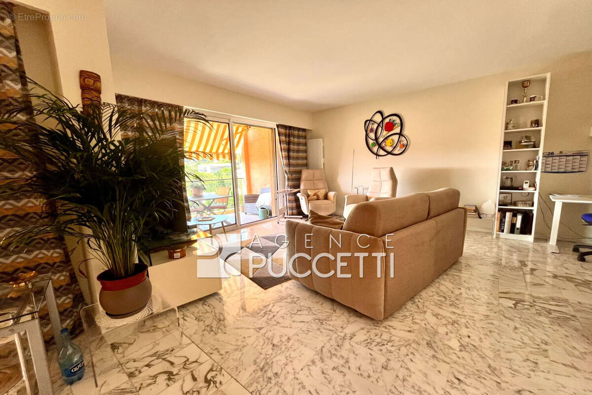Appartement 99 m² à Vence  - photo 3