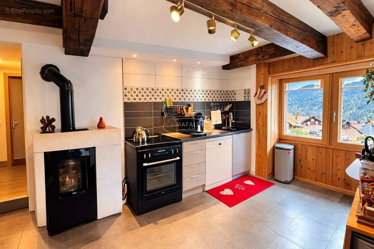 Appartement à NANCY-SUR-CLUSES