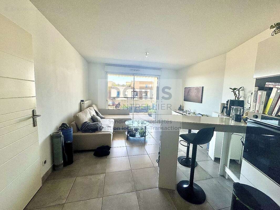 Appartement à LATTES