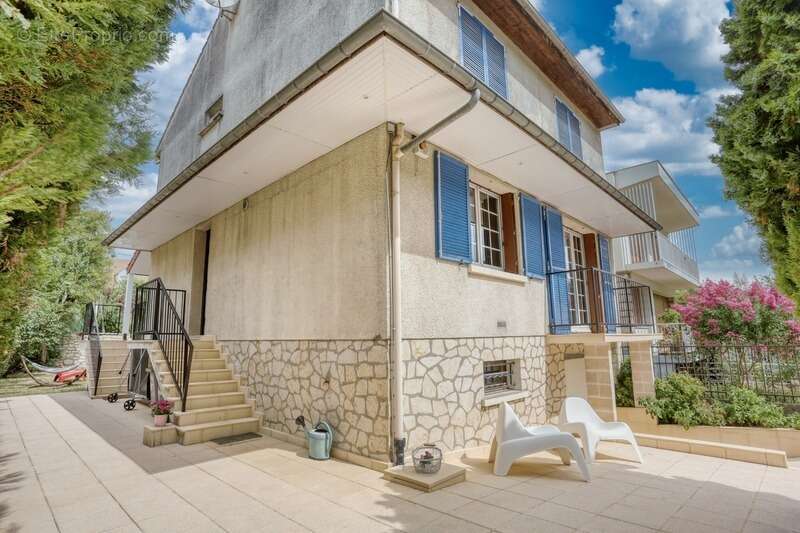 Maison à vendre 7 pièces LE PECQ (78) - photo 4