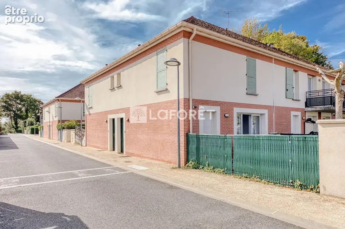 Appartement à GRETZ-ARMAINVILLIERS