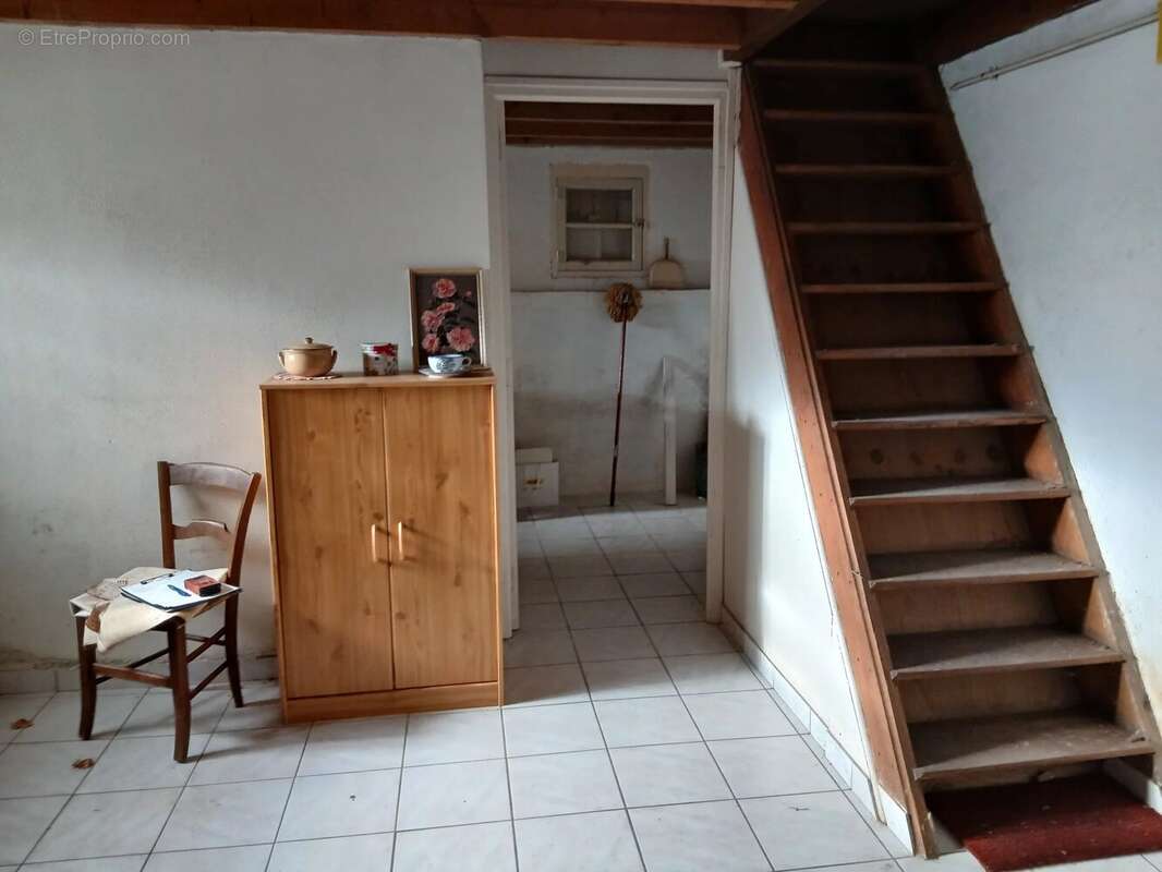 Maison à MONTANS