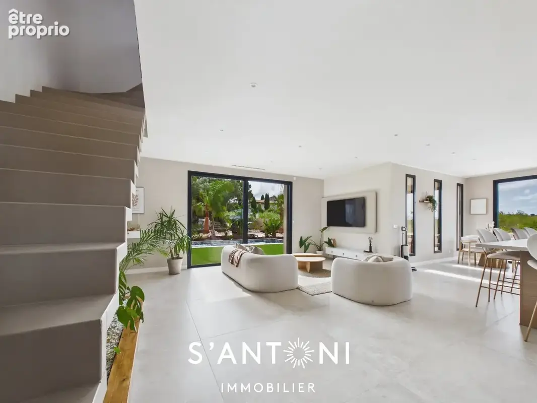 SERVIAN  Villa d'exception contemporaine avec piscine et prestations de prestige - photo 8