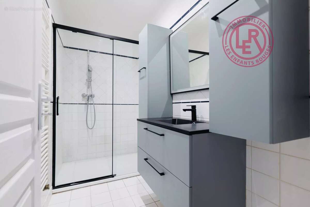 Appartement à PARIS-2E