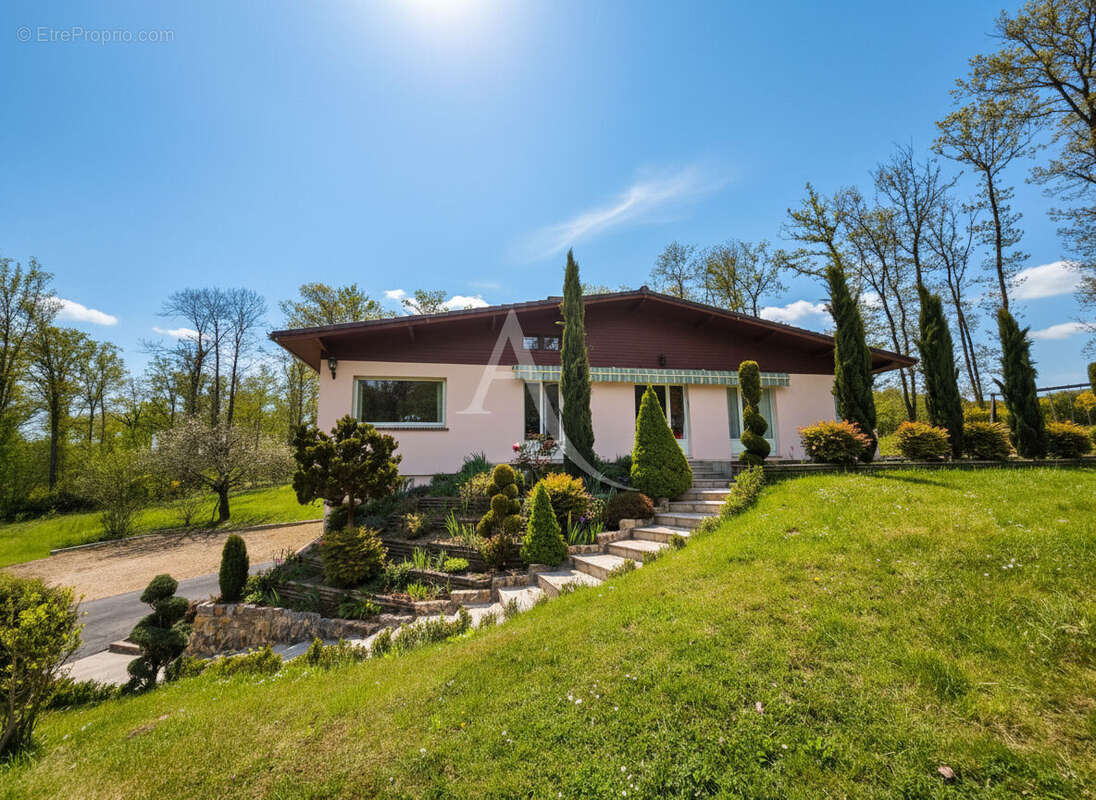 Maison à DOURDAN