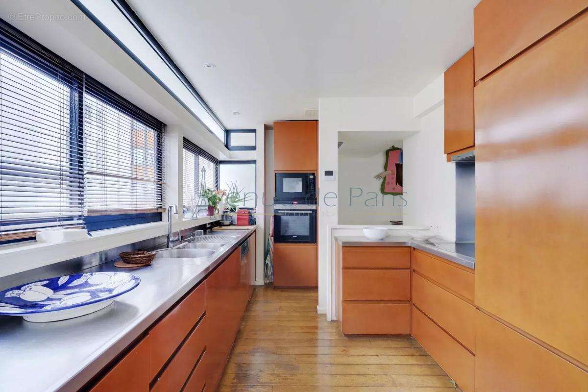 Maison à PARIS-15E