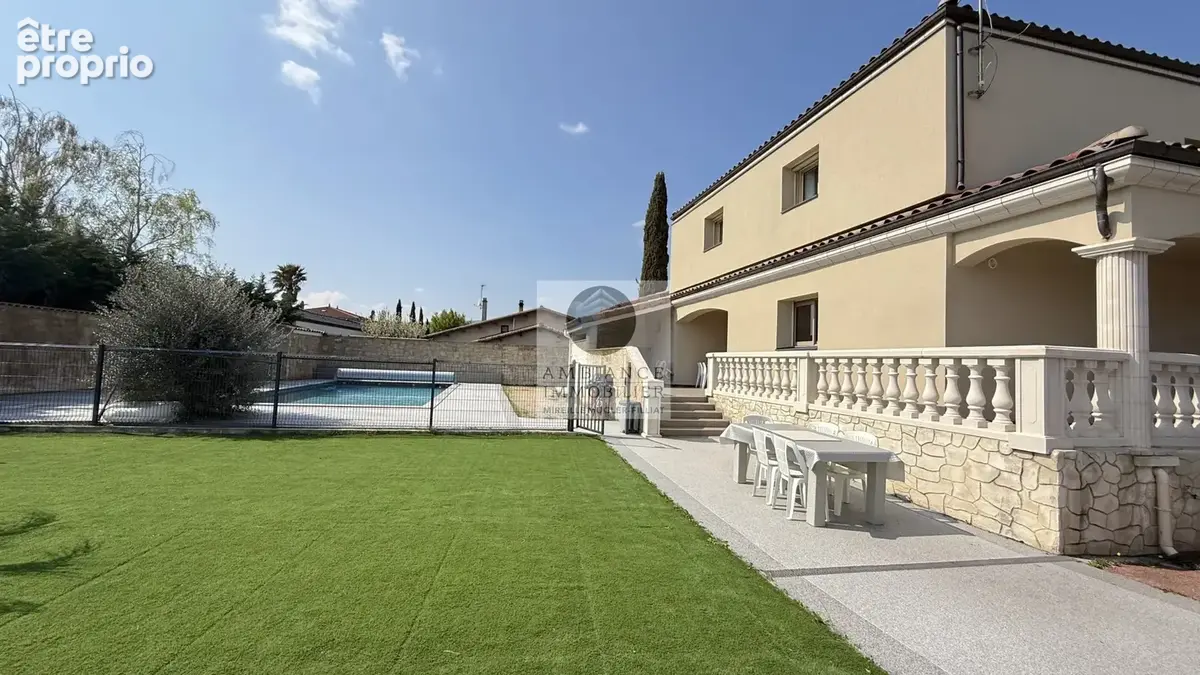 Maison avec piscine proche centre-ville - photo 29