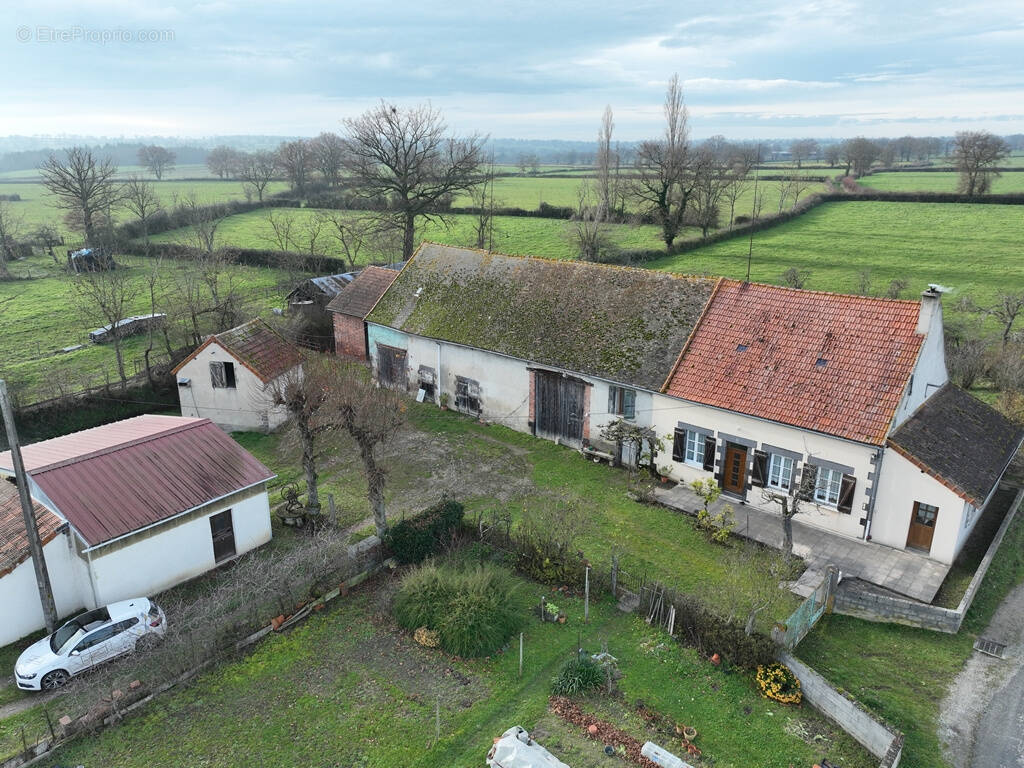 Maison à BRANSAT