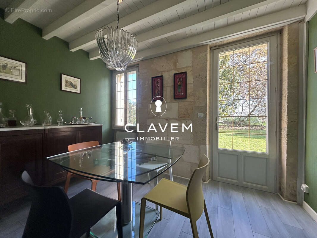 Maison à SAINT-ANDRE-DE-CUBZAC