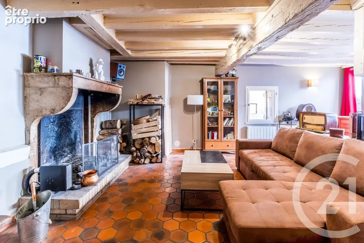 Maison 5 pièces 155 m² à vendre à Trevoux (01600) - photo 2