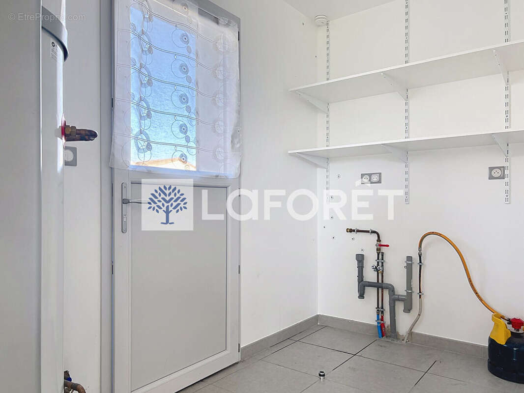 Maison à SAINT-LOUP-LAMAIRE